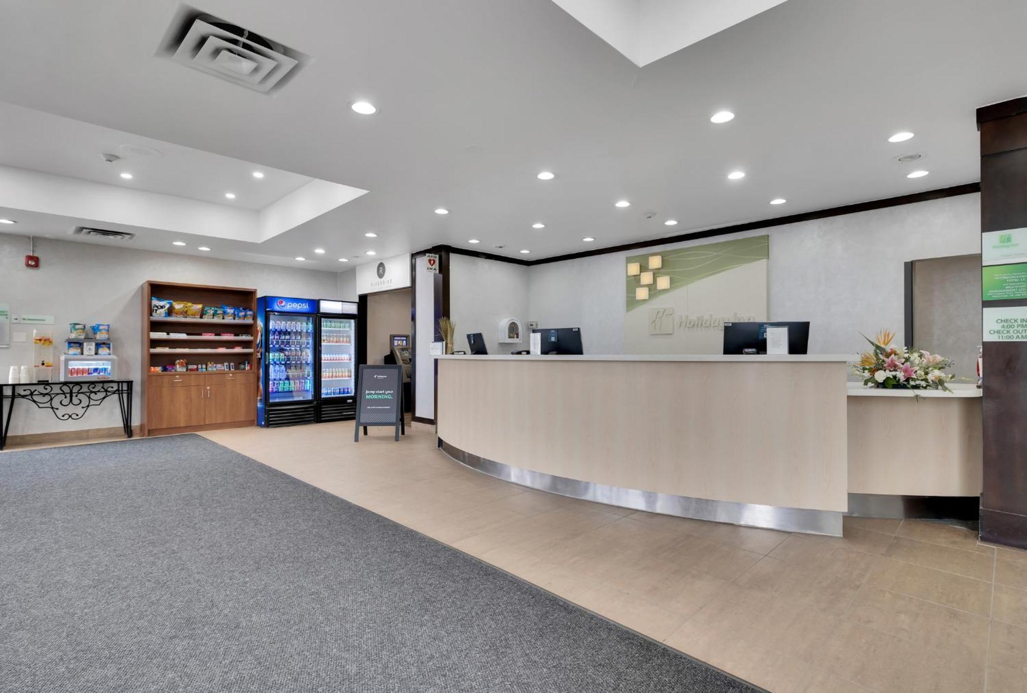Holiday Inn Hotel Peterborough Waterfront By Ihg Экстерьер фото