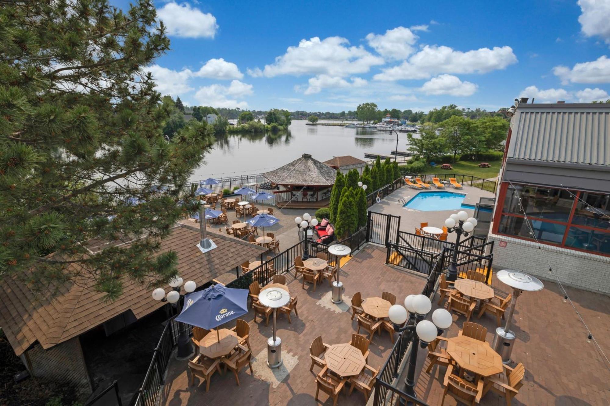 Holiday Inn Hotel Peterborough Waterfront By Ihg Экстерьер фото