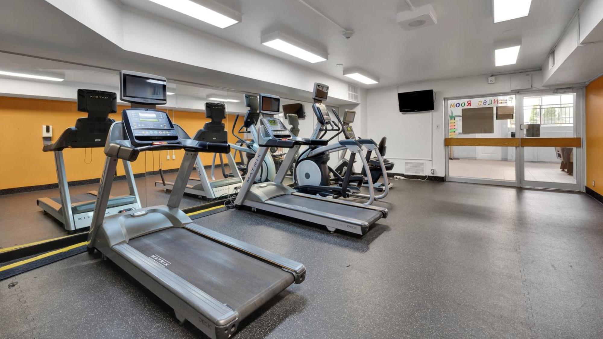 Holiday Inn Hotel Peterborough Waterfront By Ihg Экстерьер фото