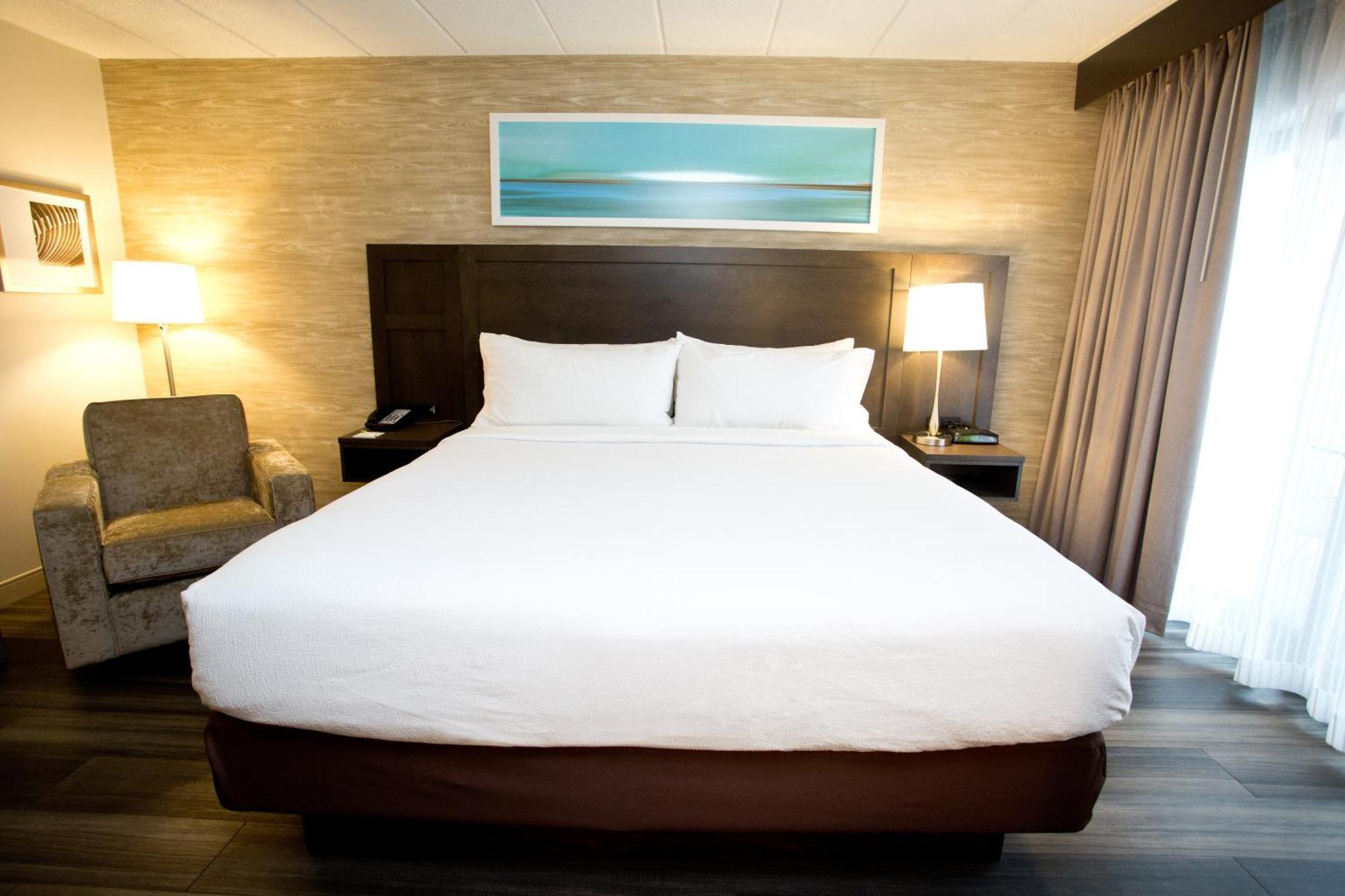 Holiday Inn Hotel Peterborough Waterfront By Ihg Экстерьер фото